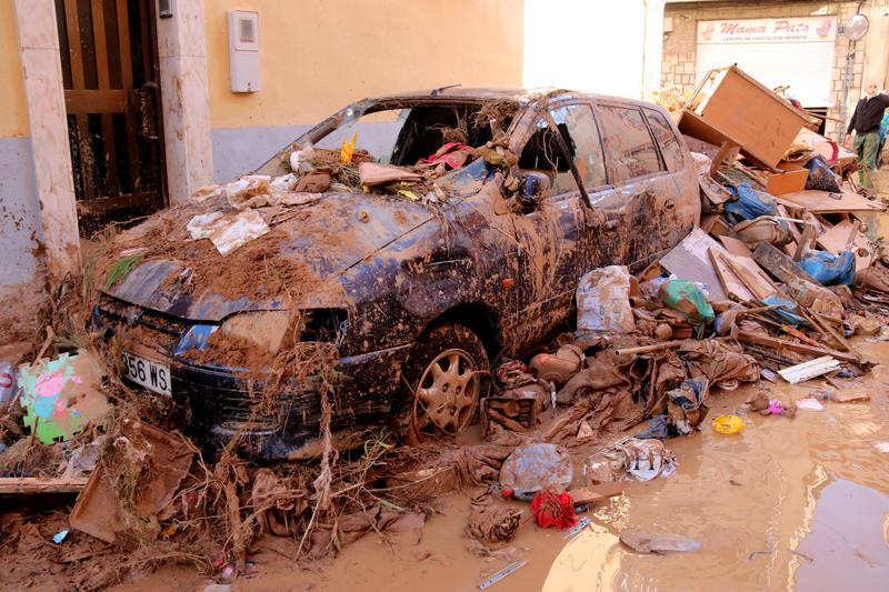 A car in Paiporta destroyed by the flood