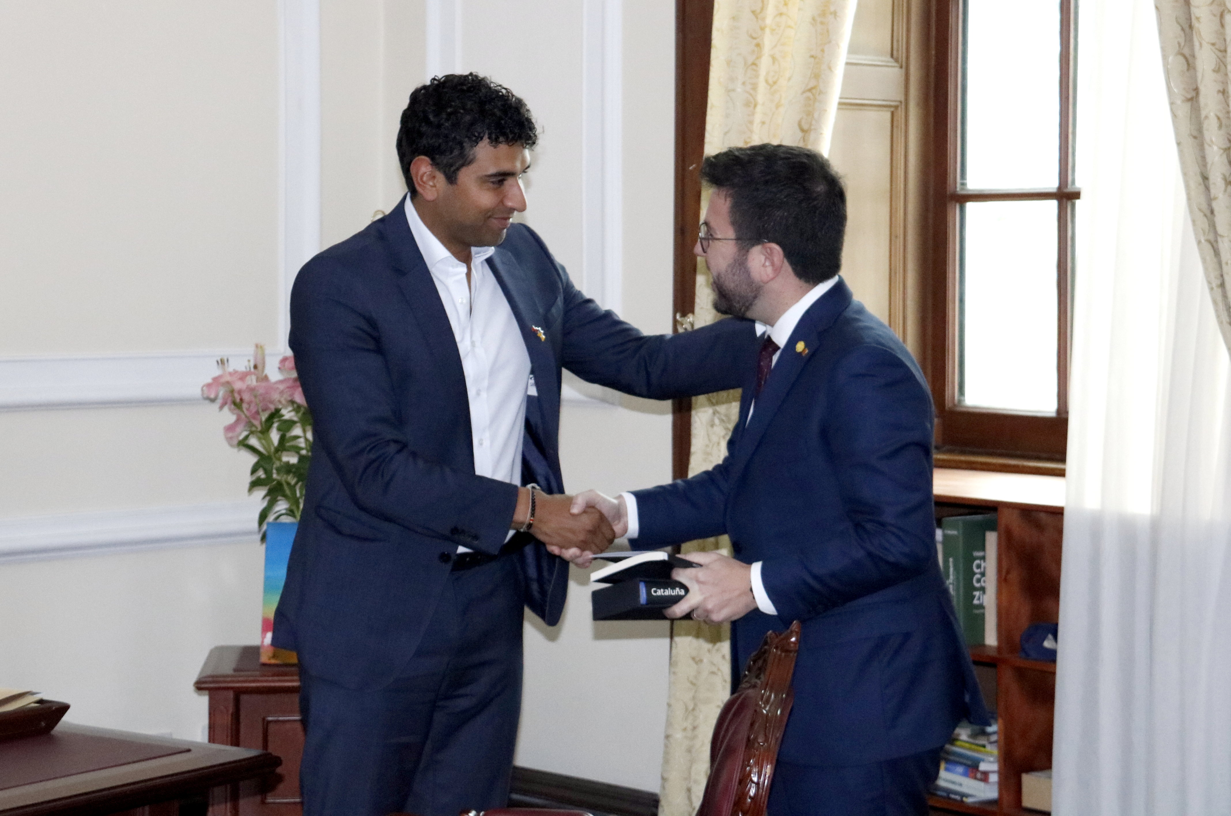 Catalan president, Pere Aragonès, during a meeting with the Colombian parliament speaker, David Ricardo Racero Mayorca