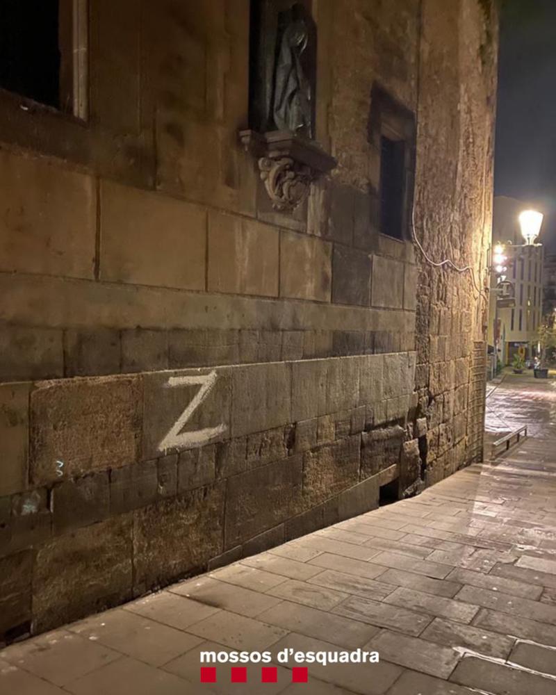 A historic building in the Barcelona city center with a Russian pro-war Z symbol