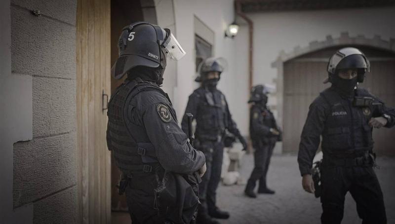 Mossos d'Esquadra agents taking part in the operation against drug and arms trafficking in Gualba