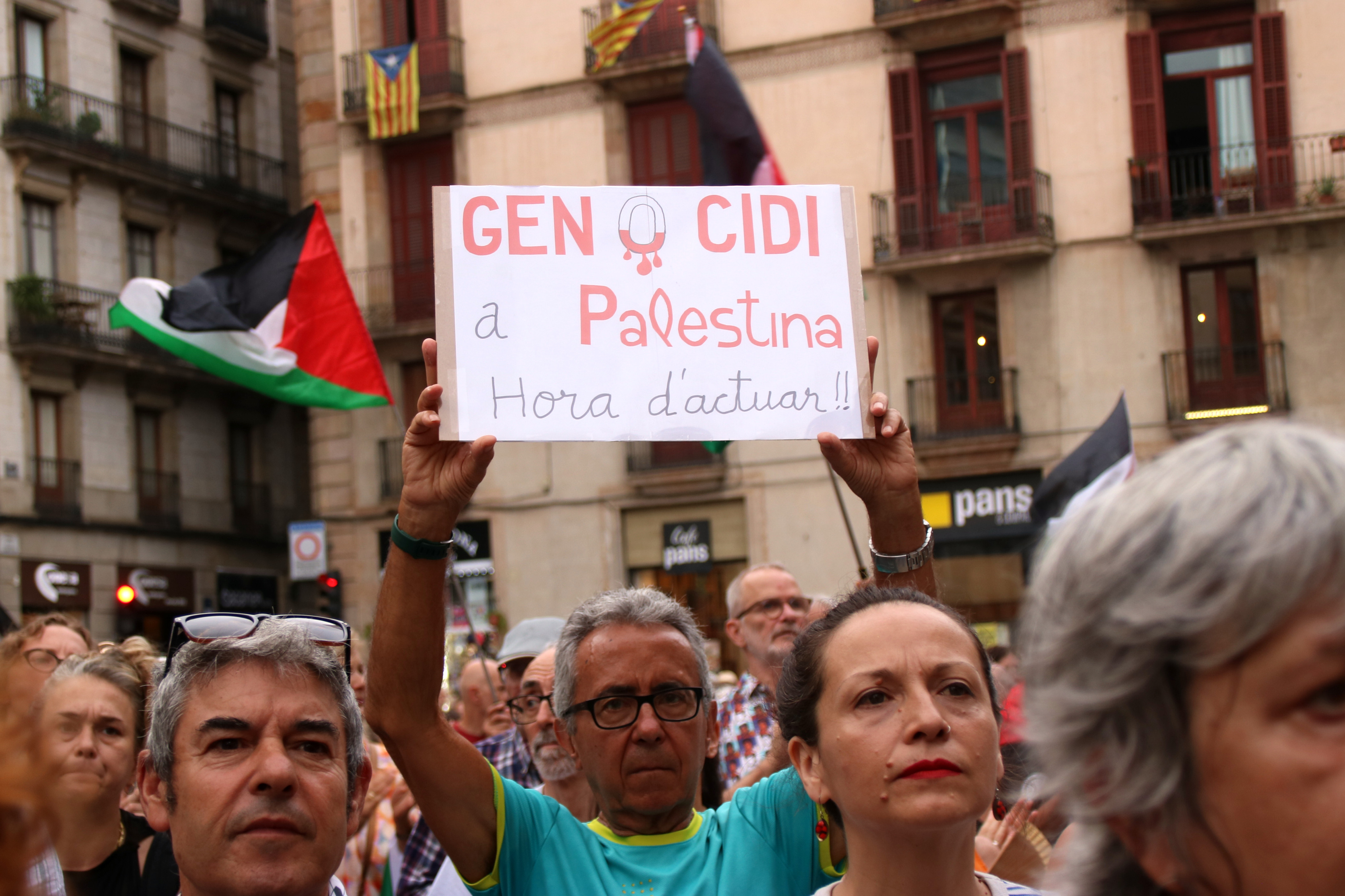 Protest in Barcelona over Israel’s killing of Gaza journalists