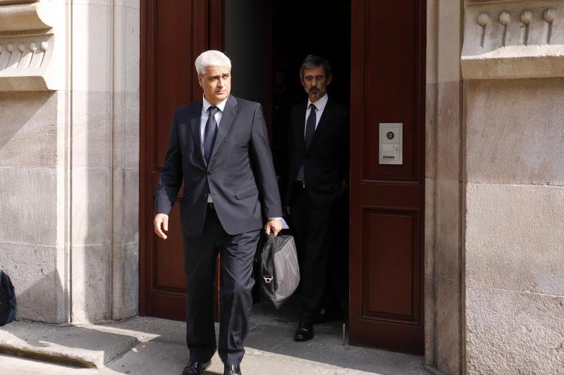 Former Justice minister Germà Gordó leaves the High Court of Catalonia after testifying in 2017