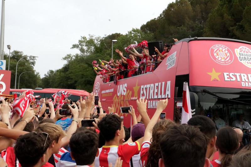 Girona fans and players celebrate return to top division in 2022