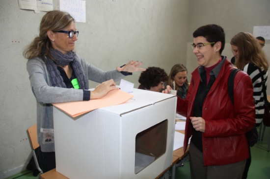 A resident in Girona votes during the 2014 non-binding independence referendum on November 9, 2014